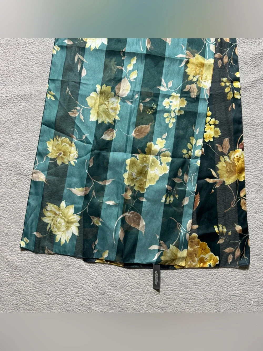 Unbranded Scarf Womens OS Green Yellow Floral Rectangle Lightweight Sheer Pretty